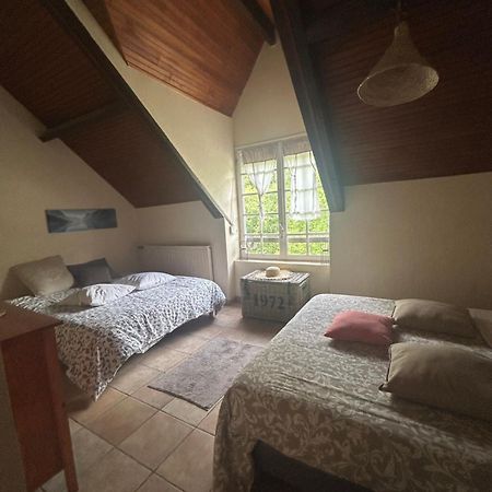 Bed and Breakfast Les Mesangeres Chaumont-sur-Tharonne Exterior foto